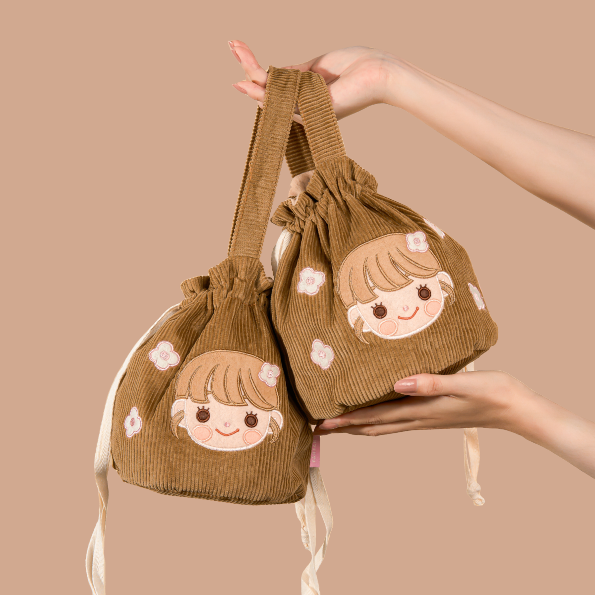 กระเป๋าผ้า ถุงหูรูด bucket bag: fahfahs ovaltine: hands on